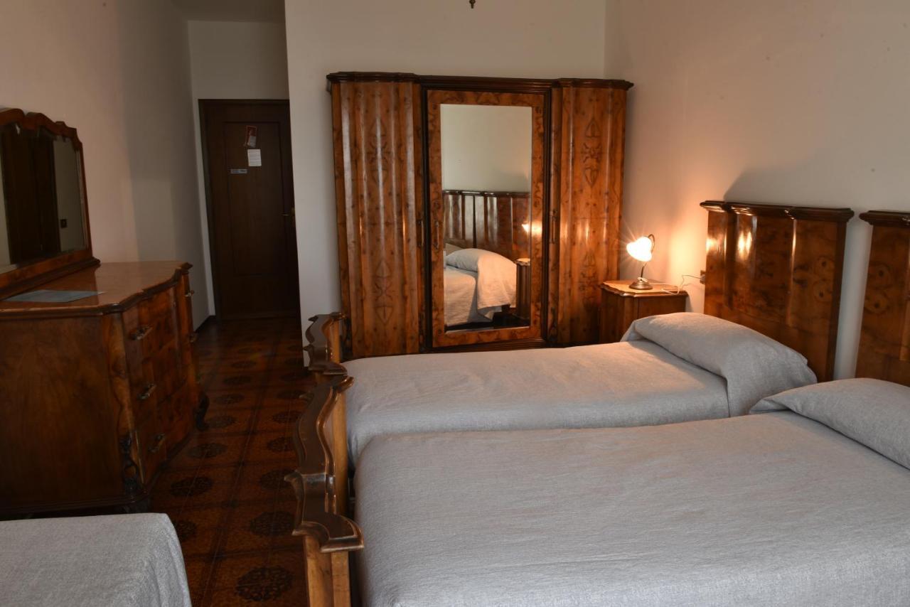 Hotel Madonna Di Luciago Armeno エクステリア 写真